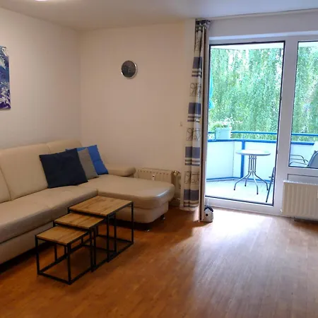 Aquamarin - Charmantes Mit Balkon *