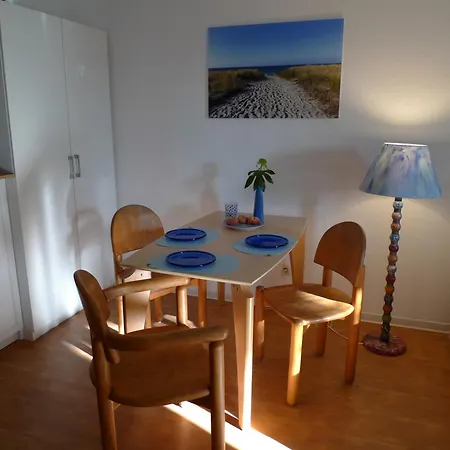Aquamarin - Charmantes Mit Balkon * Rostock